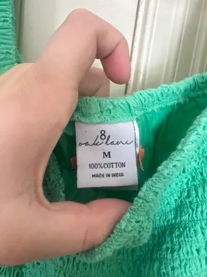 Boutique dress thumbnail 3