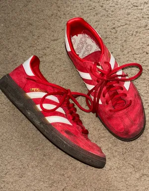 Red Adidas Spezials thumbnail 1