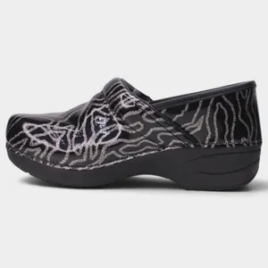 Dansko XP 2.0 Glitter Waves Patent Clogs Women 37 thumbnail 3