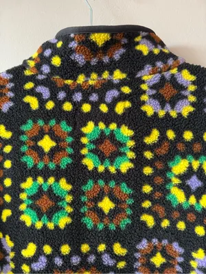 Urban Outfitters BDG Women’s Yosemite Granny Square Pattern Fleece Size Small thumbnail 8