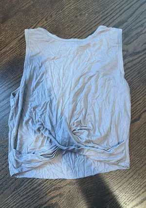 Alo Yoga Tank Top thumbnail 1