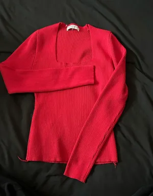 Jon & anna Red long sleeve thumbnail 1