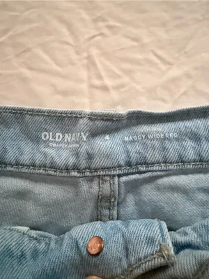 Old Navy Light Blue Relaxed Wide-Leg Jeans thumbnail 5
