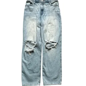 Hollister Ultra‎ High Rise Dad Jeans 10L Light Wash Ripped Knees Straight Leg thumbnail 2