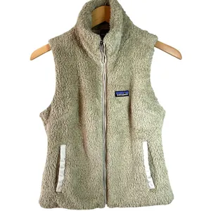 Patagonia Tan Sherpa Fleece Zip Vest Outdoor Casual Layering Women’s Small (S) thumbnail 2