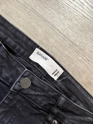 •Garage• Mid Rise Skinny Jeans thumbnail 4