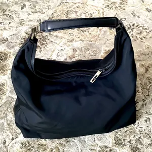 Authentic GUCCI hobo bag 🌹🌹🌹 thumbnail 1