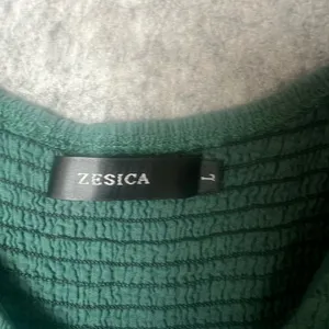 Zesica Woman’s Size Large tiered smocked mini Green‎ Long Sleeve Dress thumbnail 2