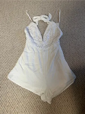 Love Tree White Lace Crochet Open Back Romper Boho Festival Size Large thumbnail 4