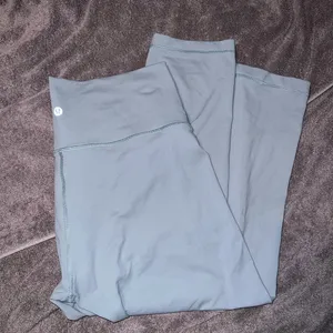Lululemon Wunder Under Crop 21" Blue Cast Size 10 thumbnail 7