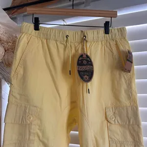 Source Unknown Y2K crop pastel yellow cargo capri harem pants size Large NWT thumbnail 5