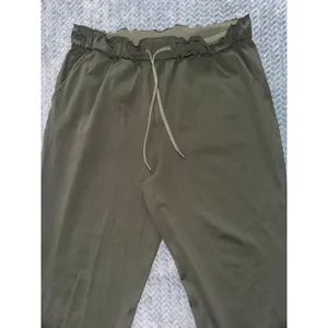Lululemon Women's‎ Jogger Pants On The Fly Luxtreme Dark Olive Green Size 14 thumbnail 2