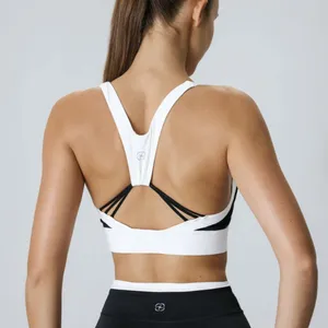 Berlook Black Contrast U Neck Sports Bra - High Support 48 thumbnail 3