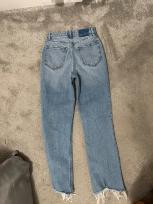 Abercrombie High-Rise Jeans thumbnail 4