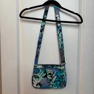 Vera Bradley CAMOFLORAL Wallet Purse Adjustable 2016 VGUC Retired‎ thumbnail 4