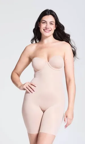 🌸ASSETS BY SPANX STRAPLESS CUPPED SHAPING BODYSUIT SIZE SMALL🌸 thumbnail 1