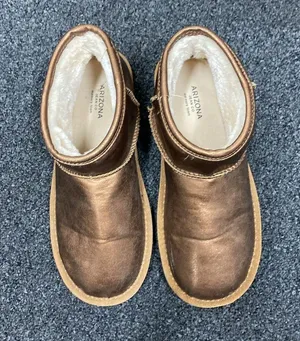 Arizona Jeans bronze brown foil mini ugg boots ankle shearling lined 7.5 thumbnail 4
