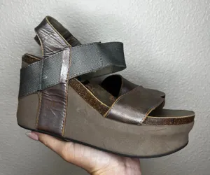 OTBT Bushnell Leather Platform Wedge sandal WOMENS 6.5 thumbnail 1