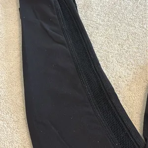Lululemon Limited Edition Wunder Under Mesh Sides Legging thumbnail 2