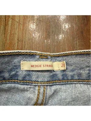 Levi's Wedgie Straight Light Blue Distressed Jeans Womens Size 26 thumbnail 10