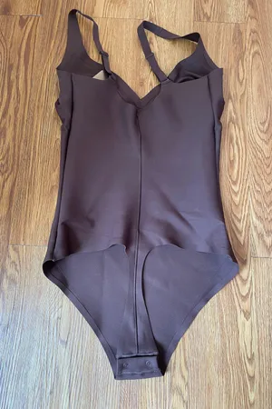 SKIMS unlined plunge thong bodysuit NWT Size xl thumbnail 10