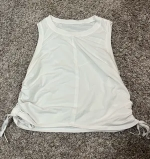 Lululemon Tank thumbnail 1