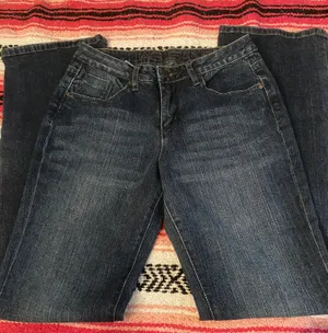 Dark wash low rise bootcut jeans Blue Size 8 thumbnail 1