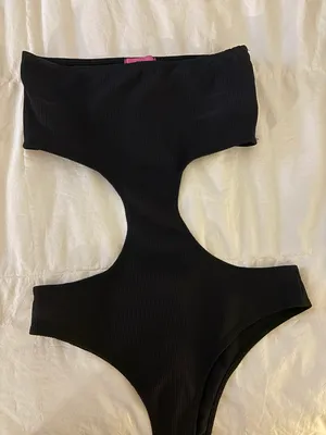 Edikted Black Cut Out Bodysuit thumbnail 1