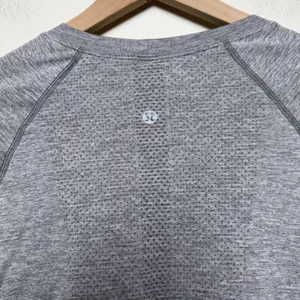 Lululemon Women Swiftly Tech Long Sleeve Shirt 2.0 Gray Crewneck Active 6 thumbnail 9