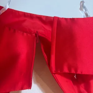 Sherri Hill Crop Top Women 8 Red Satin V-Neck Spaghetti Strap Zipper Back thumbnail 3
