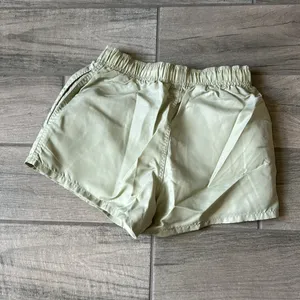 Essentials fear of god shorts Green Size XXS thumbnail 5