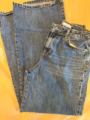 ZARA High-Rise Jeans Straight Leg thumbnail 1