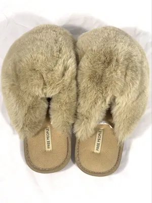Free People Womens Size 8 Faux Fur Crossover Slippers Beige Cozy Boho Slides thumbnail 6