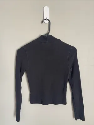 AMERICAN APPAREL Black Ribbed Mock Neck Long Sleeve Crop Top Sz S thumbnail 4
