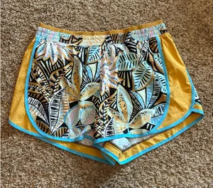 Tek Gear colorful patterned lined athletic shorts thumbnail 1