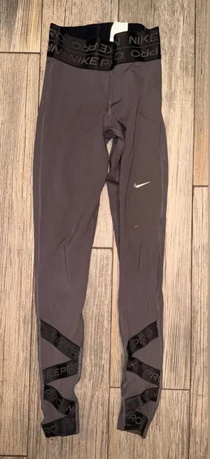 Nike Pro Gray Dri Fit Leggings - Reflective Swoosh XS; bandage logo detail thumbnail 1