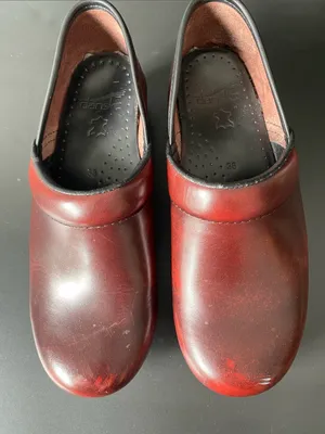 Dansko Professional Cordovan Cabrio Leather Work Clogs Size 38 / 7.5-8 thumbnail 1