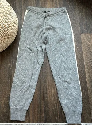 Theory Gray Sweats thumbnail 1