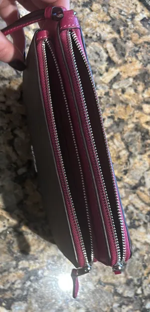 Coach Double Zipper Wallet thumbnail 6