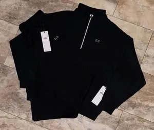 Alo Yoga Accolade 1/4 Zip Pullover Black NWT Quarter Zip Sweatshirt Size Large thumbnail 1