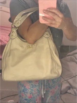 Coach Madison Maggie large Shoulder Tote Creamy Leather Hobo Bag w/2 Hang Tags thumbnail 11
