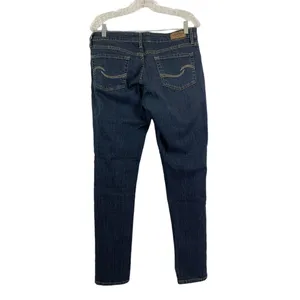 Signature Levis Strauss Women's Denim Skinny Jeans thumbnail 2