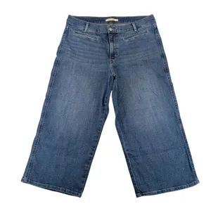 Levis Classic Wide Leg Crop Jeans Womens 16 Medium Wash Blue High Rise thumbnail 1
