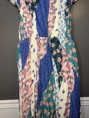 Olivaceous Dress Womens Medium Multicolor Floral Wrap Maxi Ruffle Sundress thumbnail 7