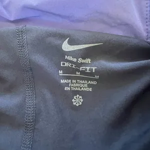 NWT NIKE Swift Dri-FIT Mid-Rise 2-in-1 Running Shorts thumbnail 6