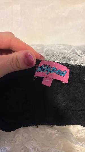 Edikted Going Out Top thumbnail 2