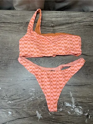 Dippin' Daisy's Cali Top and Seashore Bottom with matching sheer pants size medi thumbnail 2