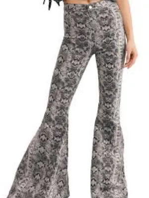 Free People Just Float On Flare Jeans Womens 31 Grey Snake Print Excellent Flare thumbnail 1