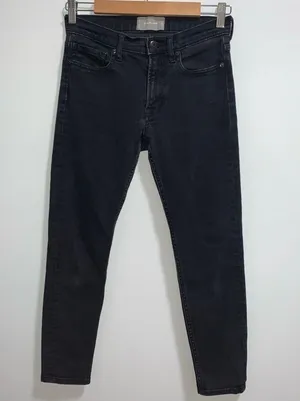 Black Mid Rise Skinny Ankle Jean thumbnail 3