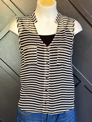 Black & White Stripe Top Size Medium thumbnail 1